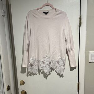 Simply Vera Vera Wang Cream Sweater with Lace Hem